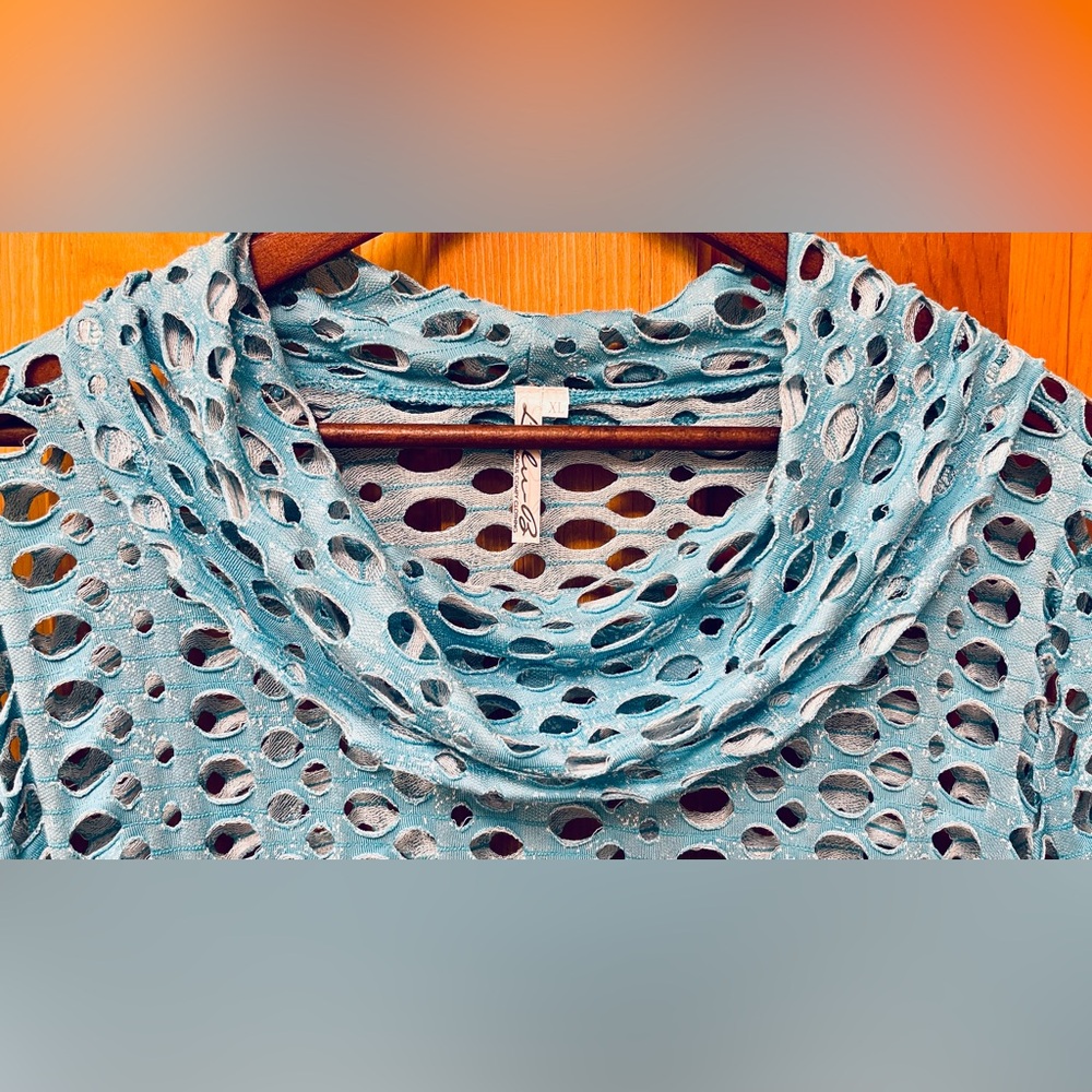 Women’s “Lulu B” Laser Cut Eyelet Hole 3/4 Sleeve Cowl Neck Top - Picture 5 of 15